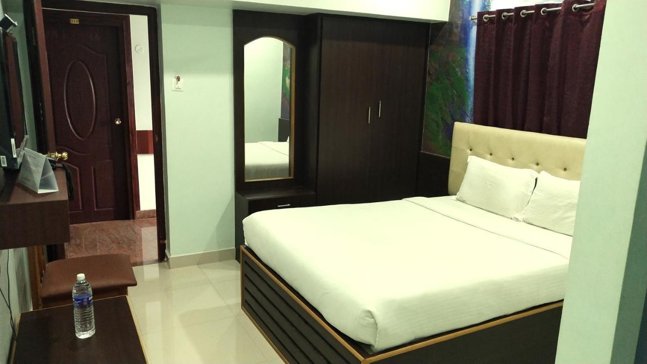 Hotel Apple Park Annexe Tiruchirappalli Zewnętrze zdjęcie
